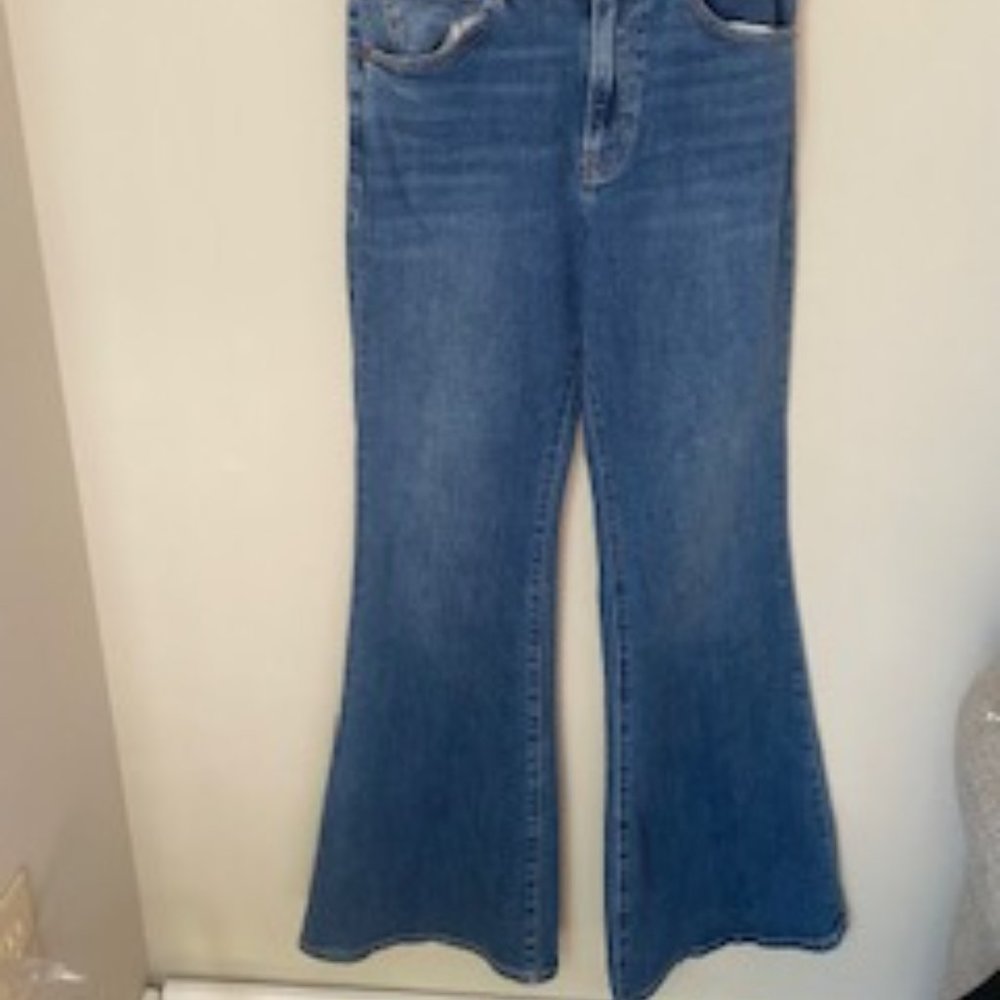 Abercrombie & Fitch The Flare Ultra High Rise 26/2 Short